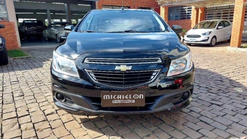 onix 1.0  lt 12v flex 4p manual 2013 caxias do sul