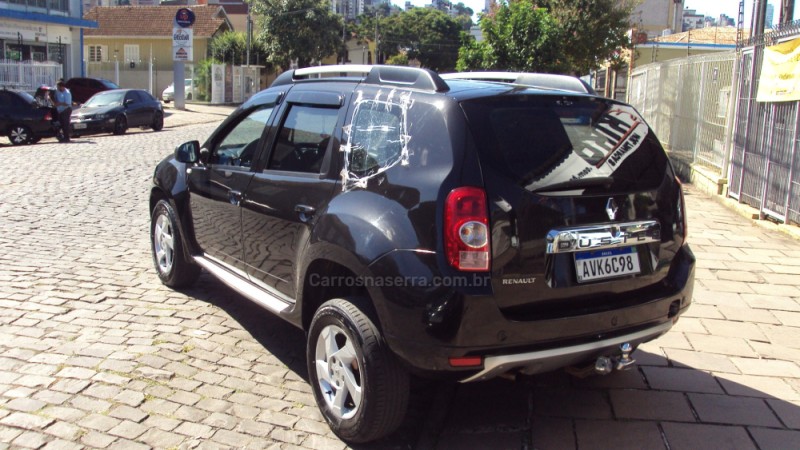 DUSTER 1.6 DYNAMIQUE 4X2 16V FLEX 4P MANUAL - 2013 - CAXIAS DO SUL