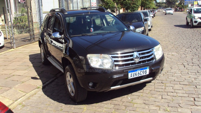 DUSTER 1.6 DYNAMIQUE 4X2 16V FLEX 4P MANUAL - 2013 - CAXIAS DO SUL