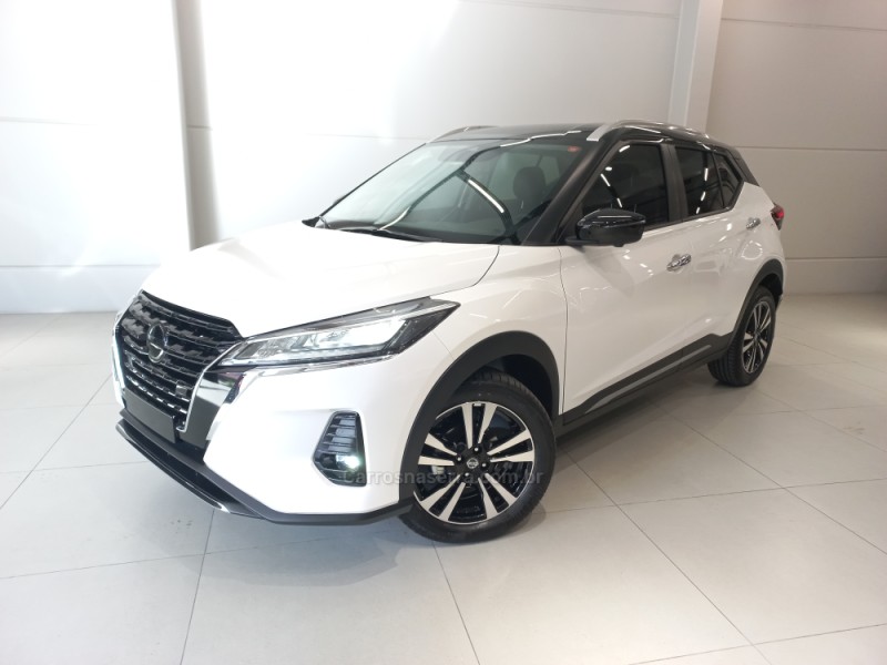 NISSAN KICKS 2022/2023 Branco R 144.900,00 Ótima Car