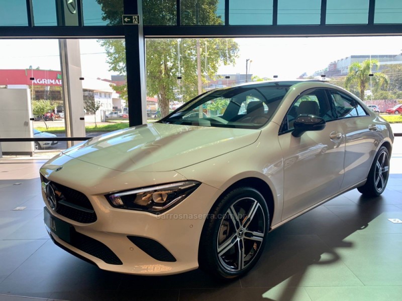 CLA 250 2.0 SPORT 16V TURBO GASOLINA 4P AUTOMÁTICO - 2022 - CAXIAS DO SUL