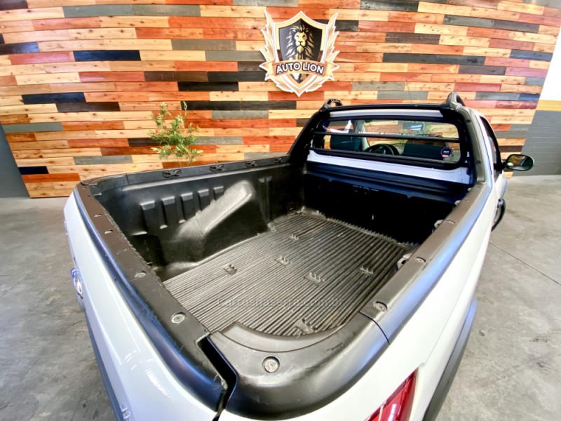STRADA 1.4 MPI WORKING CS 8V FLEX 2P MANUAL - 2015 - CAXIAS DO SUL
