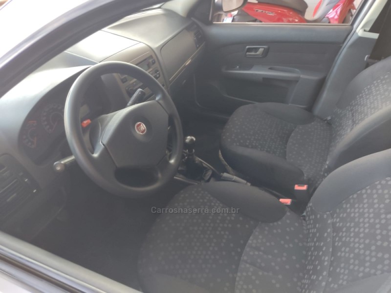 PALIO 1.4 MPI ATTRACTIVE WEEKEND 8V FLEX 4P MANUAL - 2011 - TAQUARA