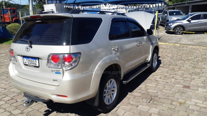 HILUX SW4 2.7 SR 4X2 16V FLEX 4P AUTOMÁTICO - 2013 - FARROUPILHA