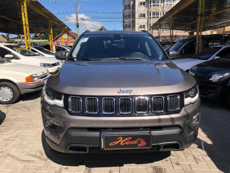 COMPASS 2.0 16V DIESEL LONGITUDE 4X4 AUTOMÁTICO - 2018 - CANELA