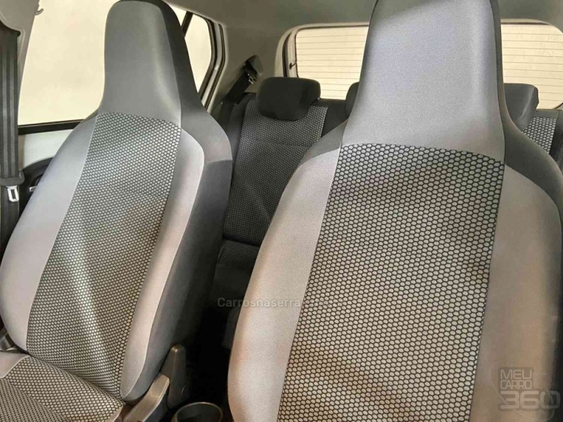 UP 1.0 MPI MOVE UP 12V FLEX 4P MANUAL - 2015 - ESTâNCIA VELHA