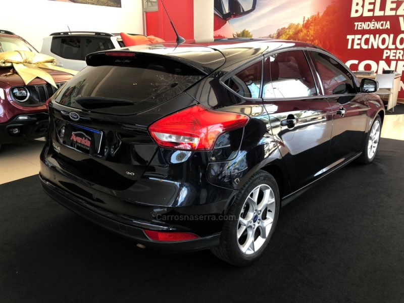 FOCUS 1.6 SE SEDAN 16V FLEX 4P AUTOMÁTICO - 2016 - IGREJINHA