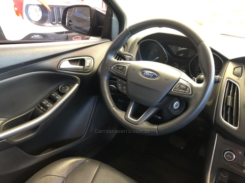FOCUS 1.6 SE SEDAN 16V FLEX 4P AUTOMÁTICO - 2016 - IGREJINHA
