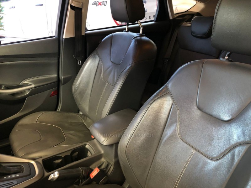 FOCUS 1.6 SE SEDAN 16V FLEX 4P AUTOMÁTICO - 2016 - IGREJINHA