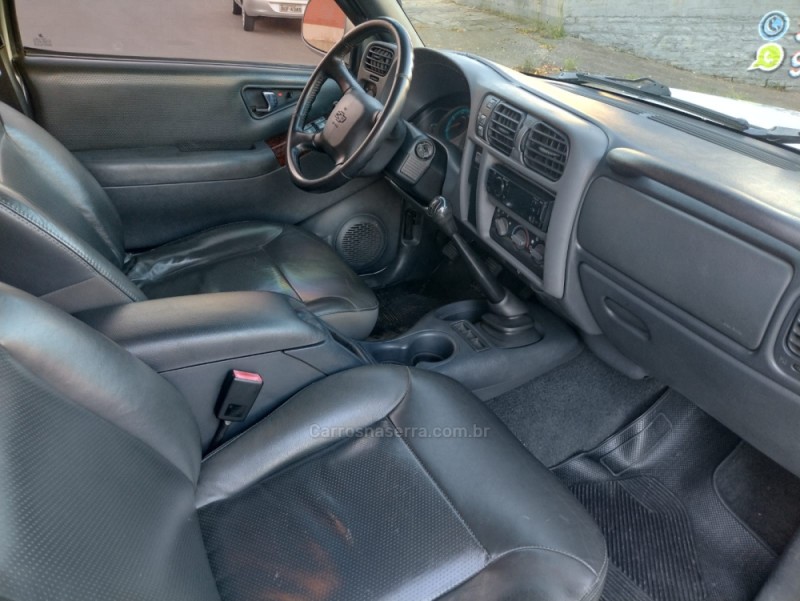 S10 2.8 EXECUTIVE 4X4 CD 12V TURBO INTERCOOLER DIESEL 4P MANUAL - 2010 - CAXIAS DO SUL