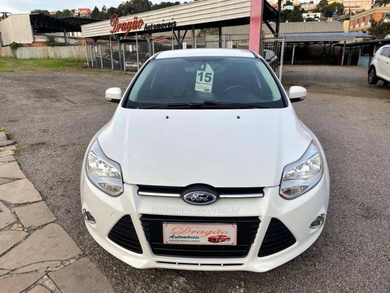 FOCUS 1.6 SE HATCH 16V FLEX 4P AUTOMÁTICO - 2015 - CAXIAS DO SUL