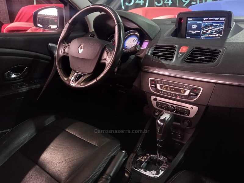 FLUENCE 2.0 DYNAMIQUE PLUS 16V FLEX 4P AUTOMÁTICO - 2016 - CAXIAS DO SUL