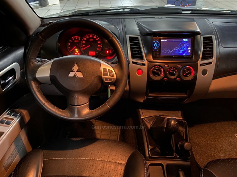 PAJERO DAKAR 3.2 4X4 16V TURBO INTERCOOLER DIESEL 4P MANUAL - 2013 - CAXIAS DO SUL