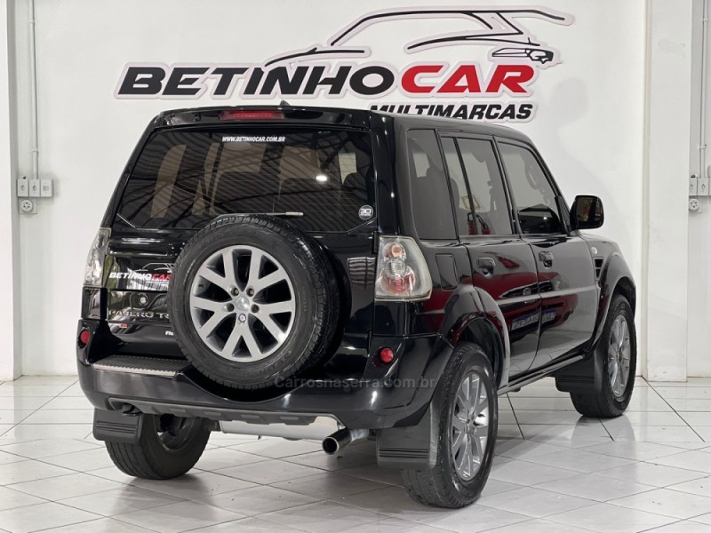 PAJERO TR4 2.0 4X2 16V 140CV FLEX 4P MANUAL - 2014 - NOVO HAMBURGO