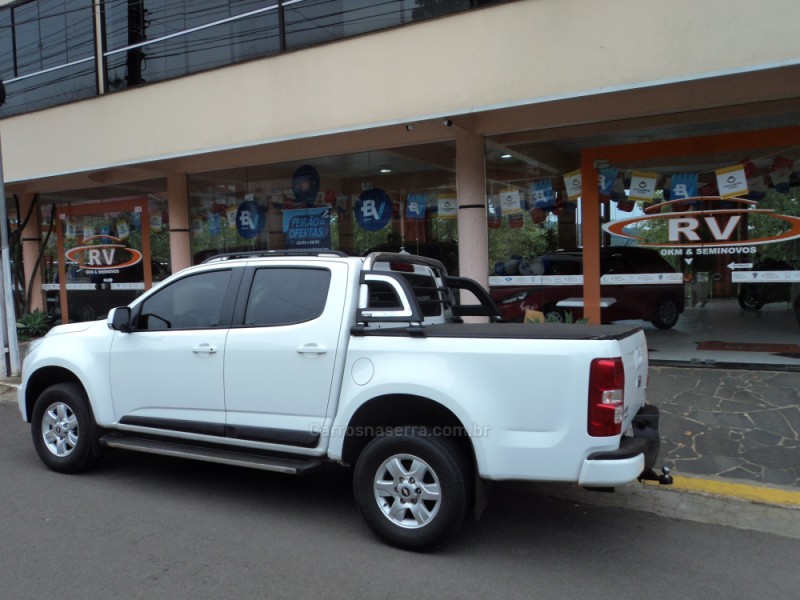 S10 2.5 LT 4X2 CD 16V FLEX 4P MANUAL - 2015 - CARLOS BARBOSA