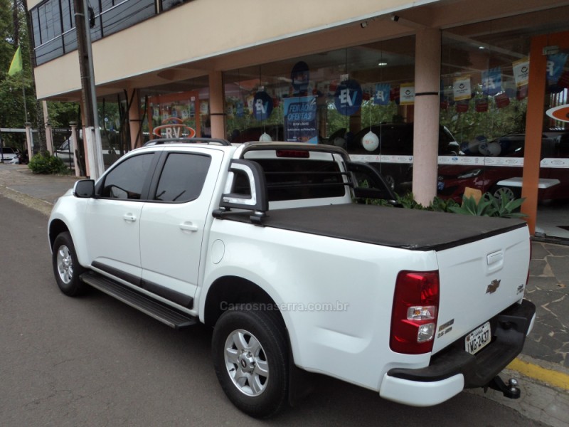 S10 2.5 LT 4X2 CD 16V FLEX 4P MANUAL - 2015 - CARLOS BARBOSA