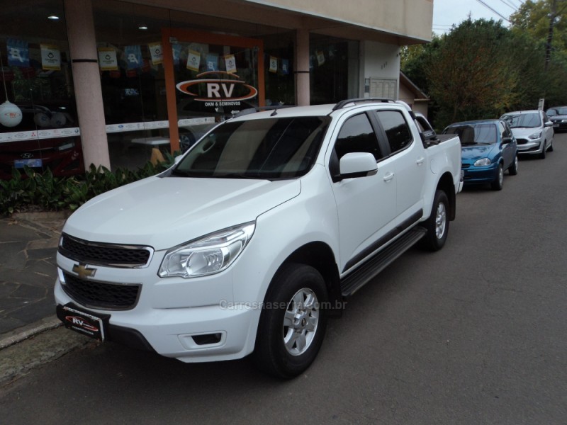 S10 2.5 LT 4X2 CD 16V FLEX 4P MANUAL