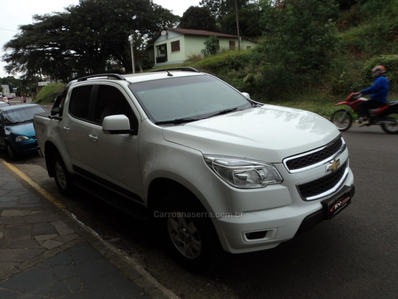 S10 2.5 LT 4X2 CD 16V FLEX 4P MANUAL - 2015 - CARLOS BARBOSA
