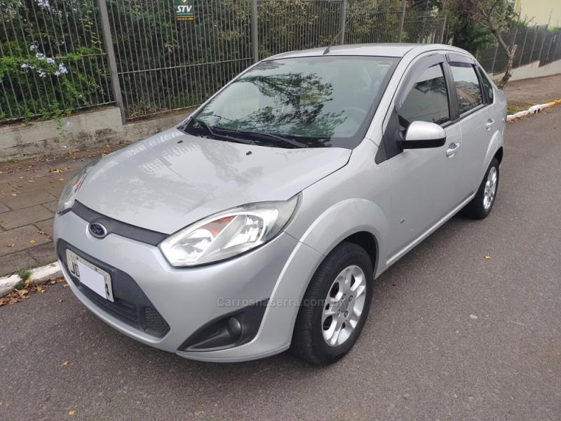 fiesta 1.6 rocam se plus sedan 8v flex 4p manual 2014 farroupilha
