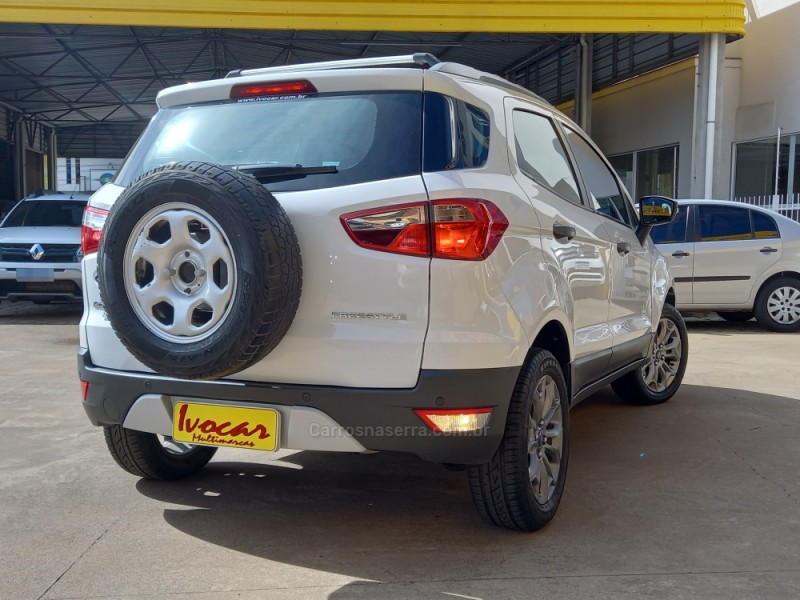 ECOSPORT 1.6 FREESTYLE 16V FLEX 4P MANUAL - 2014 - VACARIA