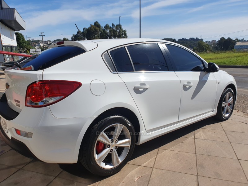 CRUZE 1.8 LT 16V FLEX 4P MANUAL - 2015 - FARROUPILHA