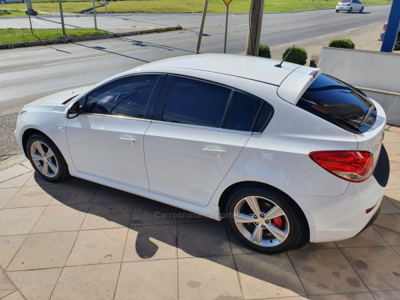 CRUZE 1.8 LT 16V FLEX 4P MANUAL - 2015 - FARROUPILHA