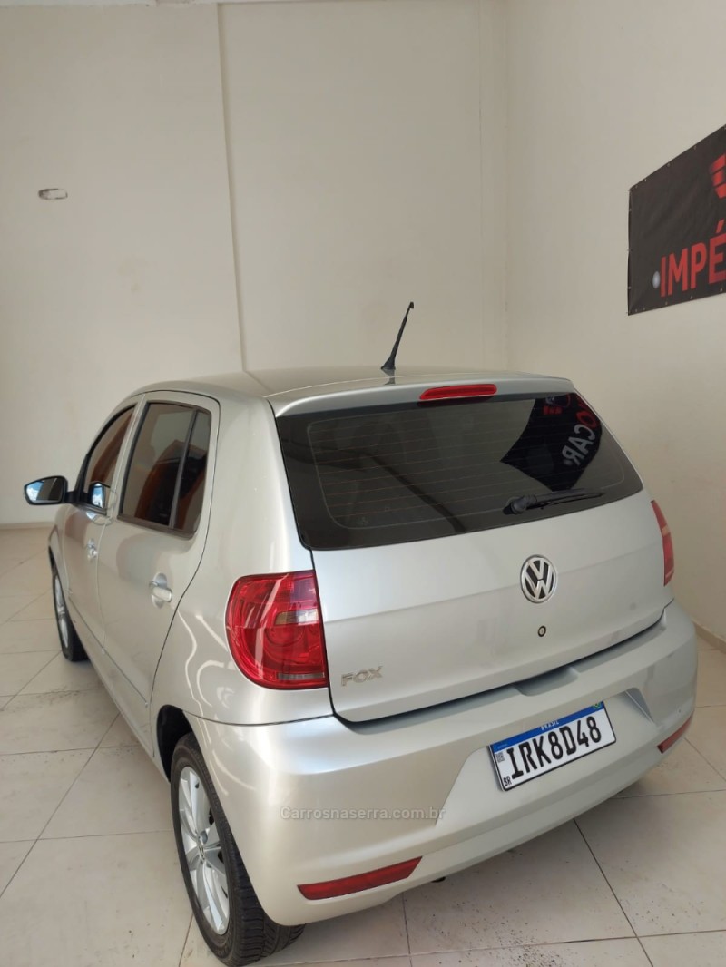 FOX 1.0 MI 8V FLEX 4P MANUAL - 2011 - CAXIAS DO SUL