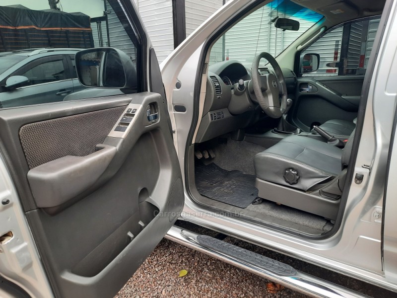 FRONTIER 2.5 SE 4X4 CD TURBO ELETRONIC DIESEL 4P MANUAL - 2014 - CAXIAS DO SUL
