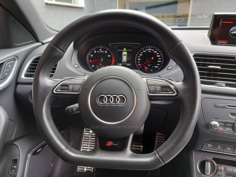 Q3 1.4 TFSI BLACK EDITION S TRONIC FLEX 4P AUTOMATICO - 2018 - NOVO HAMBURGO