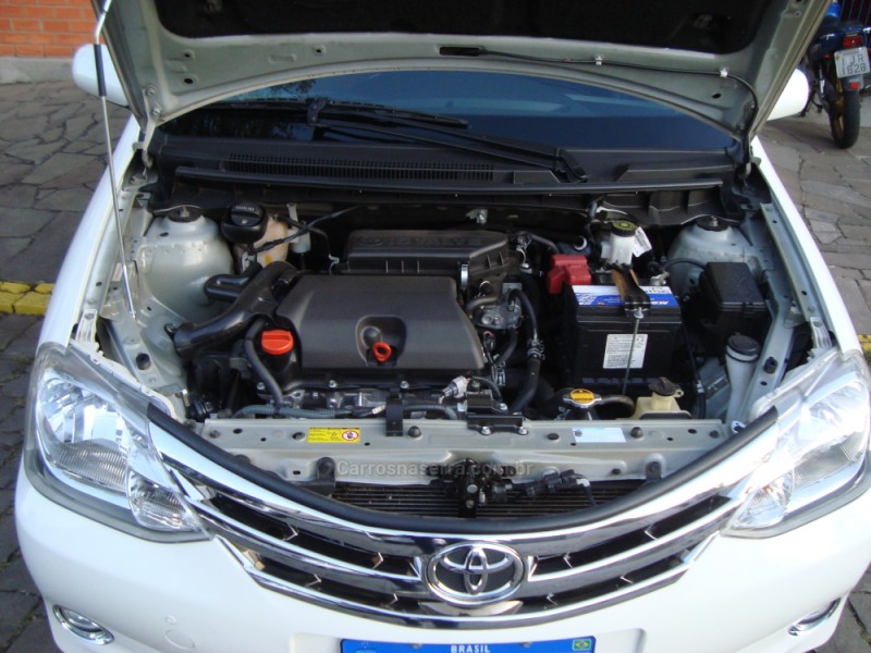 ETIOS 1.5 XLS SEDAN 16V FLEX 4P MANUAL - 2013 - FLORES DA CUNHA