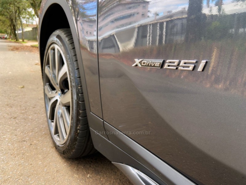 X1 2.0 16V TURBO GASOLINA XDRIVE25I SPORT 4P AUTOMÁTICO - 2016 - ERECHIM
