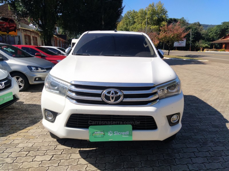 HILUX 2.8 SRX 4X4 CD 16V DIESEL 4P AUTOMÁTICO - 2016 - MORRO REUTER