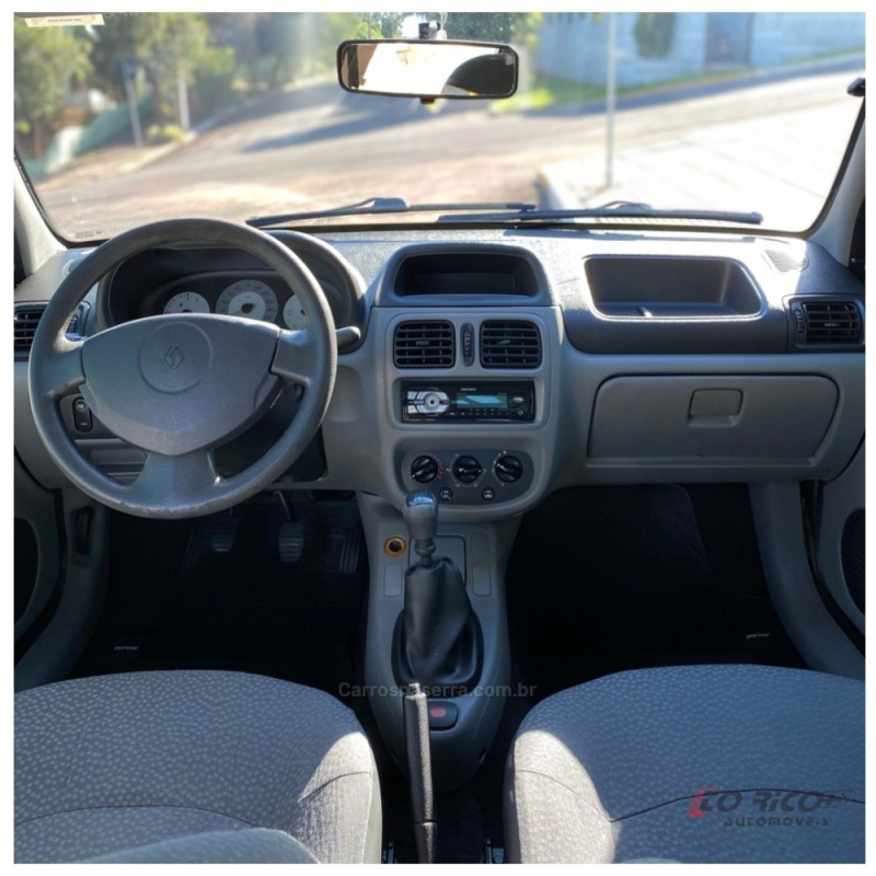 CLIO 1.0 CAMPUS 16V FLEX 4P MANUAL - 2010 - CAMPO BOM