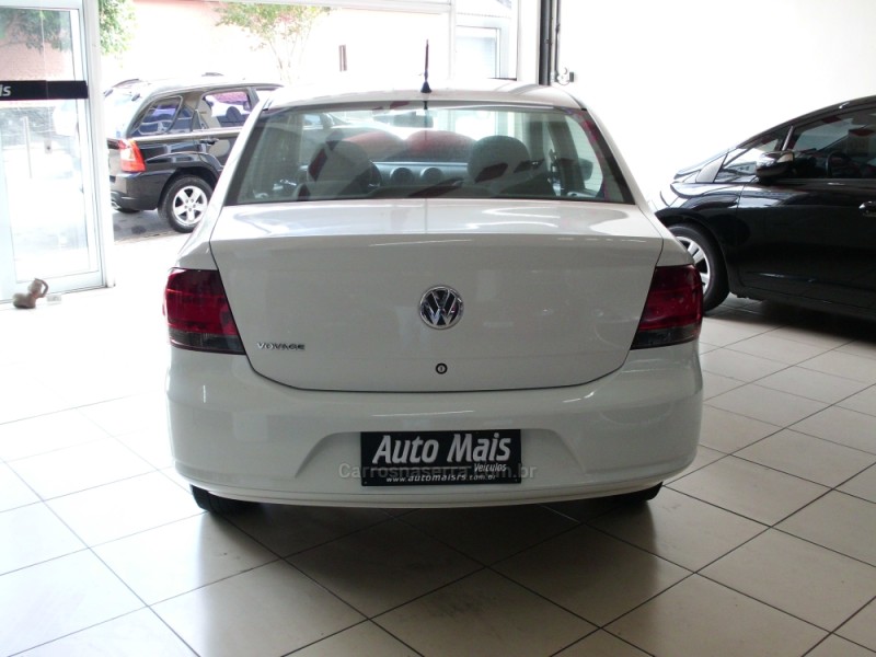 VOYAGE 1.0 MI CITY 8V FLEX 4P MANUAL - 2013 - FLORES DA CUNHA