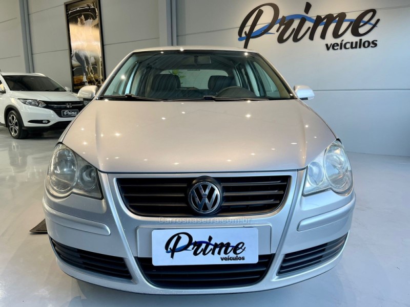 POLO 1.6 MI COMFORTLINE 8V FLEX 4P AUTOMÁTICO - 2011 - ESTâNCIA VELHA