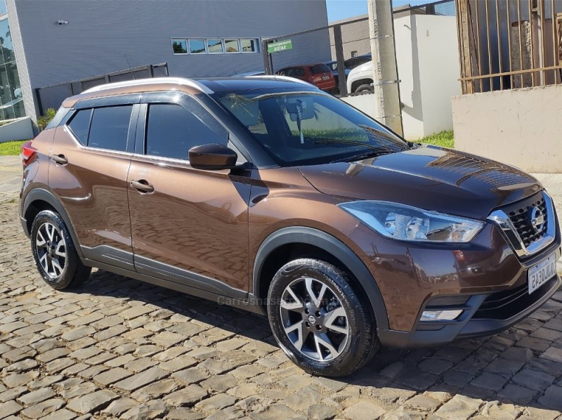 kicks 1.6 16v flex sv 4p xtronic 2018 passo fundo