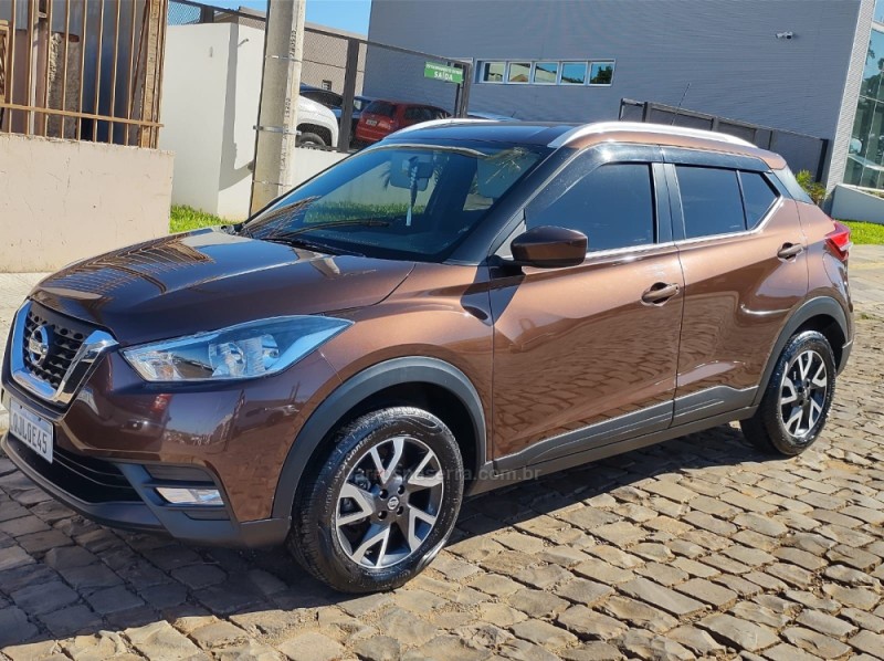 KICKS 1.6 16V FLEX SV 4P XTRONIC - 2018 - PASSO FUNDO