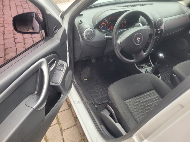 SANDERO 1.6 EXPRESSION 8V FLEX 4P MANUAL - 2014 - SãO MARCOS