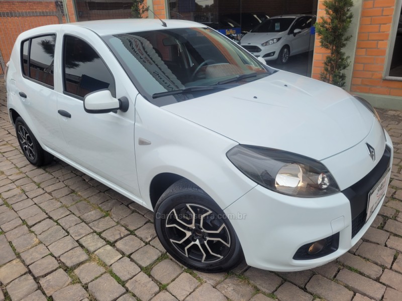 SANDERO 1.6 EXPRESSION 8V FLEX 4P MANUAL - 2014 - SãO MARCOS