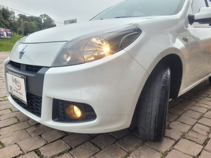 SANDERO 1.6 EXPRESSION 8V FLEX 4P MANUAL - 2014 - SãO MARCOS