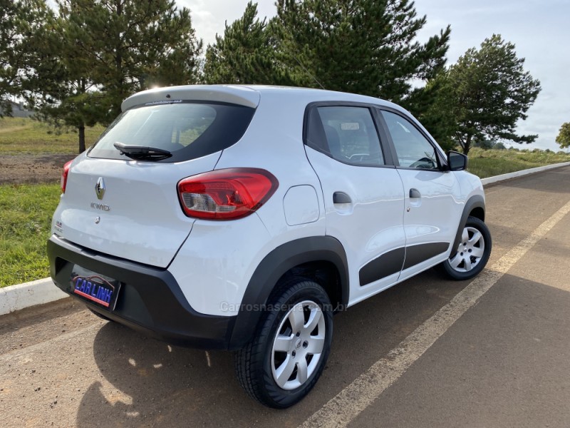 KWID 1.0 12V SCE FLEX ZEN MANUAL - 2018 - VACARIA