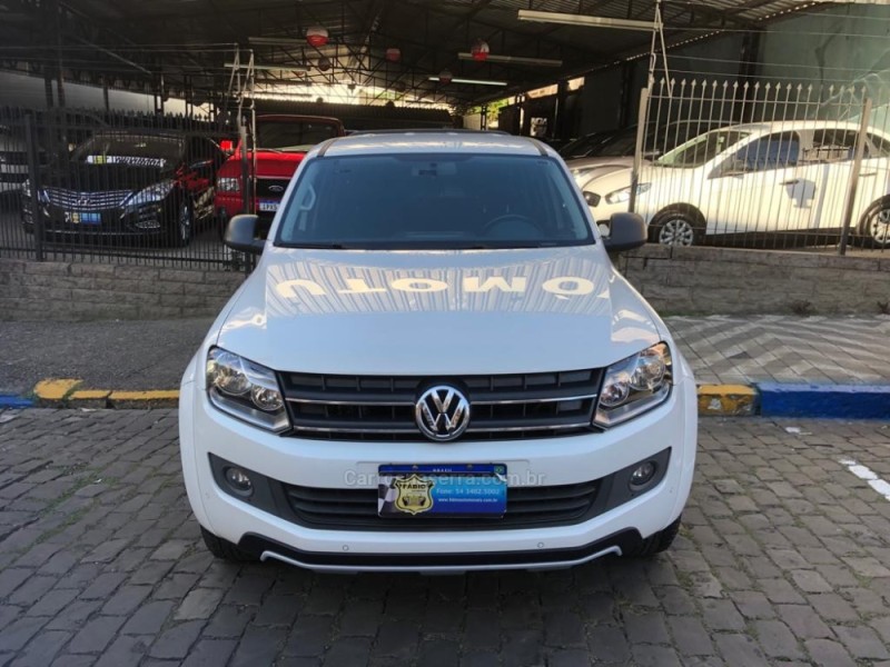 AMAROK 2.0 DARK LABEL 4X4 CD 16V TURBO INTERCOOLER DIESEL 4P AUTOMÁTICO - 2016 - GARIBALDI