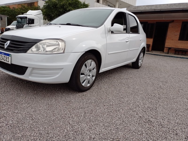 LOGAN 1.6 EXPRESSION 8V FLEX 4P MANUAL - 2012 - CAXIAS DO SUL