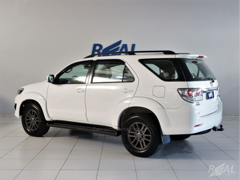 HILUX SW4 3.0 SRV 4X4 16V TURBO INTERCOOLER DIESEL 4P AUTOMÁTICO - 2013 - SAPIRANGA