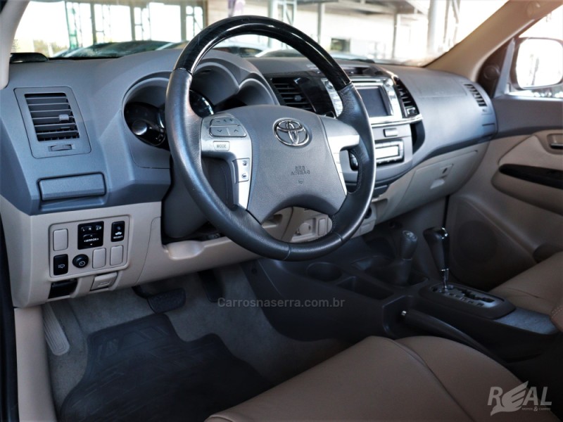 HILUX SW4 3.0 SRV 4X4 16V TURBO INTERCOOLER DIESEL 4P AUTOMÁTICO - 2013 - SAPIRANGA