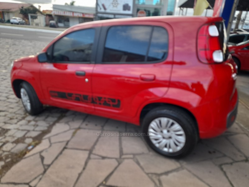 UNO 1.0 VIVACE 8V FLEX 4P MANUAL - 2012 - CAXIAS DO SUL