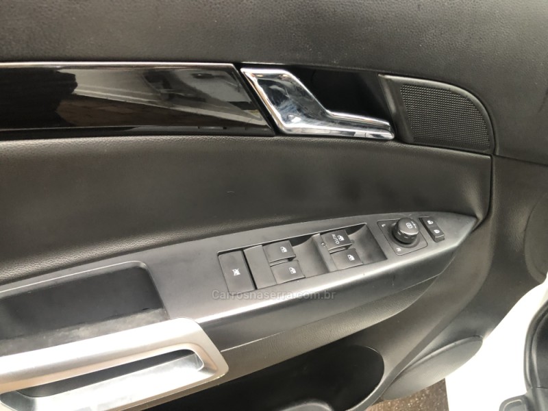 CAPTIVA 2.4 FWD SPORT 16V GASOLINA 4P AUTOMÁTICO - 2015 - VALE REAL