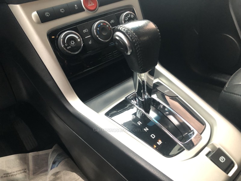 CAPTIVA 2.4 FWD SPORT 16V GASOLINA 4P AUTOMÁTICO - 2015 - VALE REAL