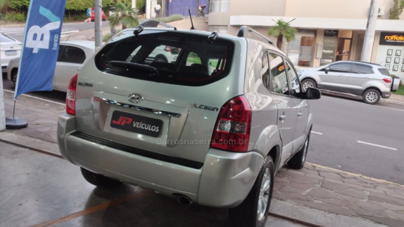 TUCSON 2.0 MPFI GLS 16V 143CV 2WD GASOLINA 4P AUTOMÁTICO - 2012 - BENTO GONçALVES