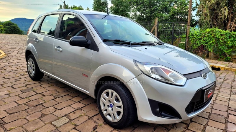 FIESTA 1.6 MPI CLASS 8V GASOLINA 4P MANUAL - 2013 - IVOTI